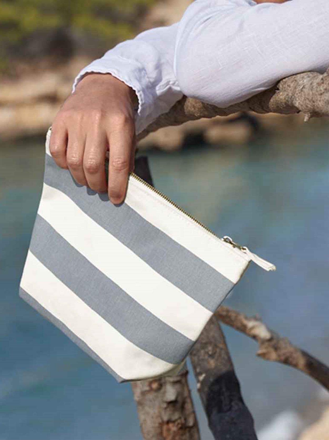 W684 Westford Mill Nautical Accessory Bag Image 1