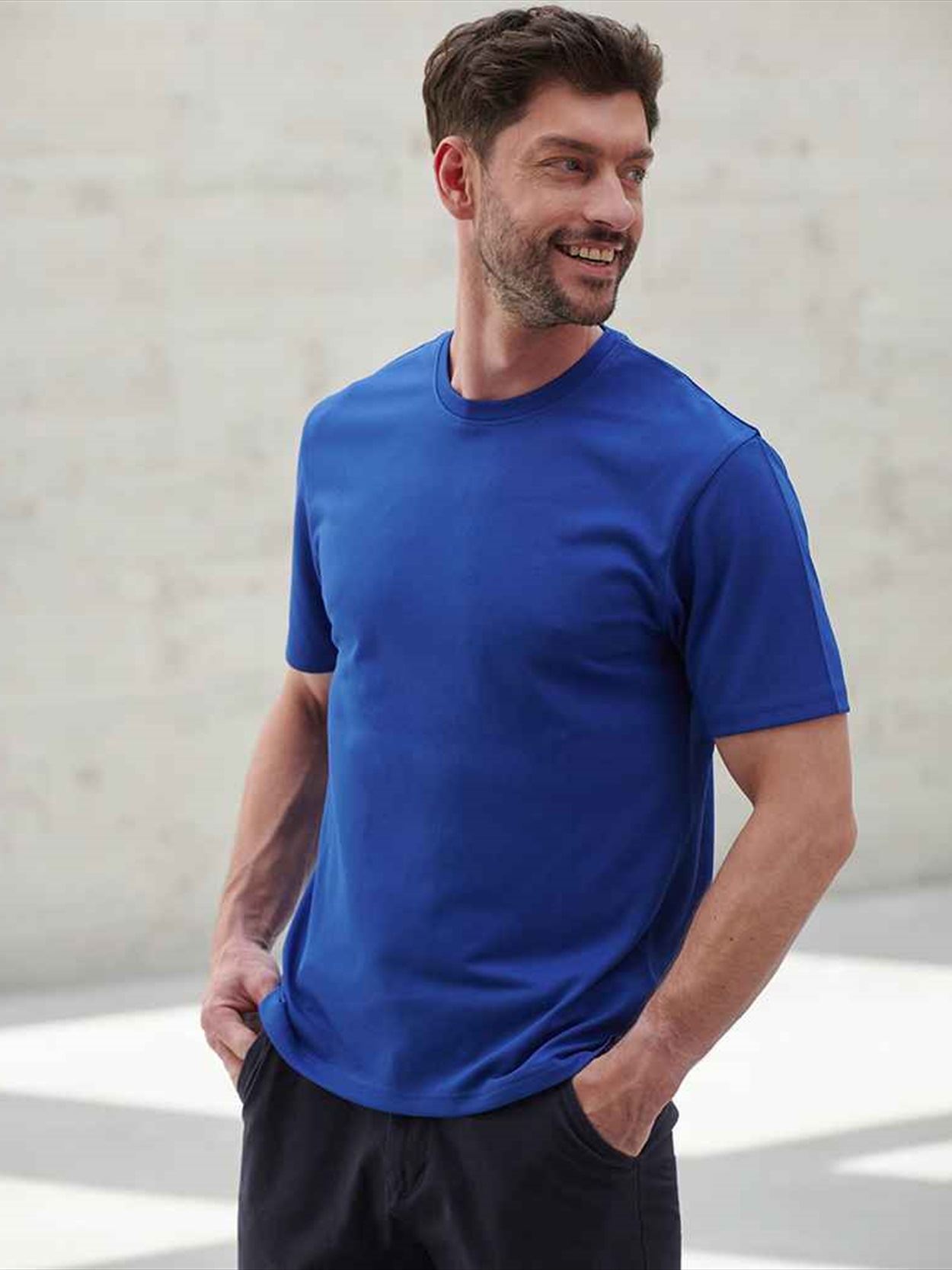 H075 Henbury Unisex Coolplus® Wicking Piqué T-Shirt Image 2