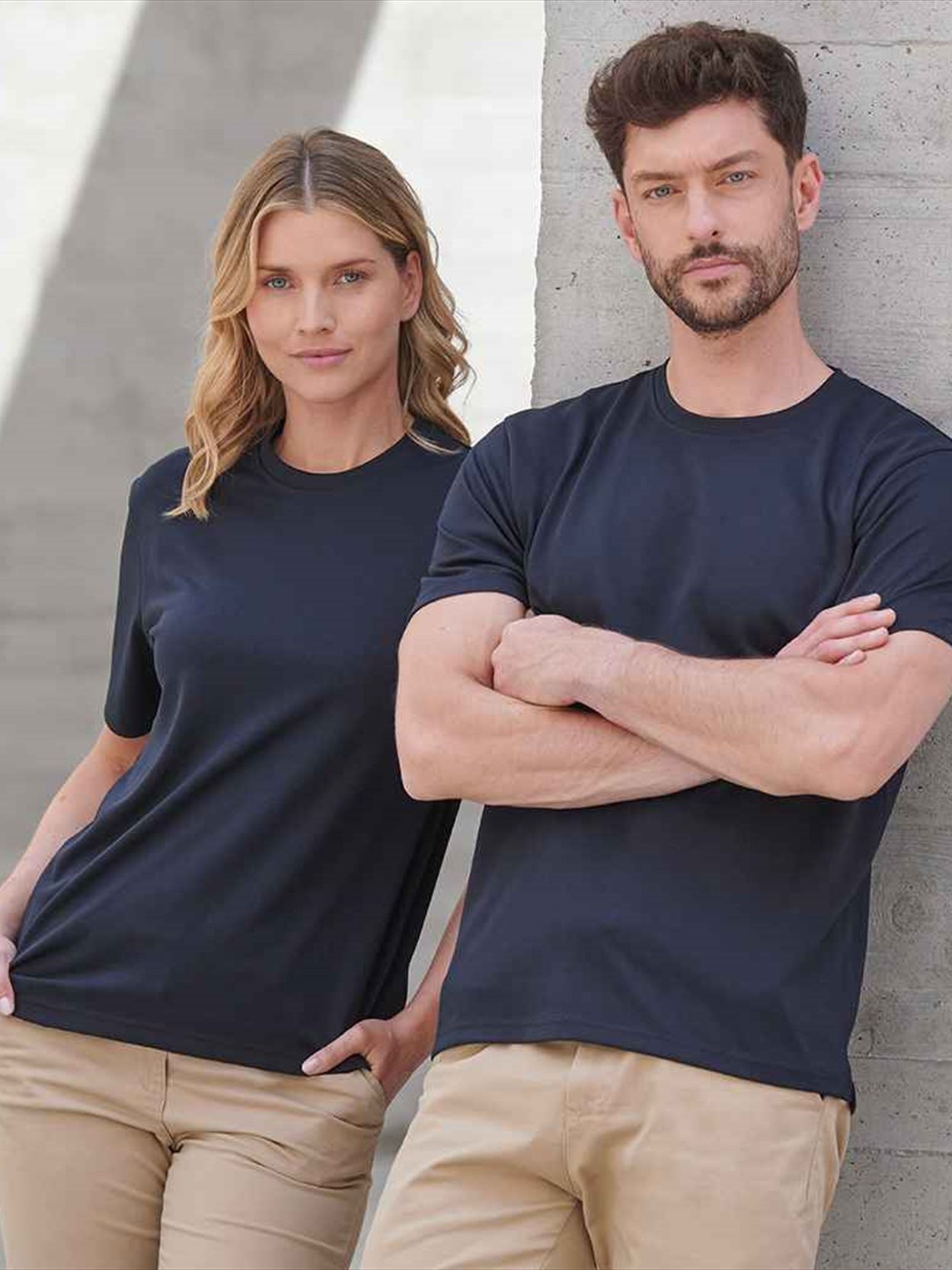 H075 Henbury Unisex Coolplus® Wicking Piqué T-Shirt Image 1