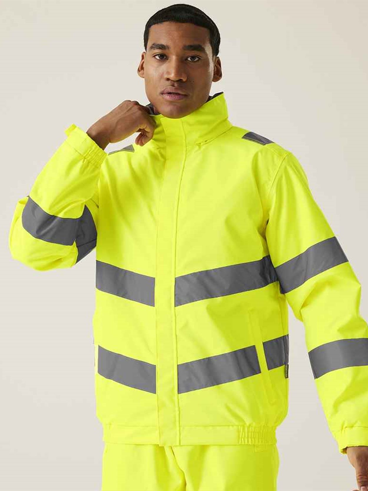RG556 TRW457 Regatta High Visibility Pro Contract Dover Jacket Image 2