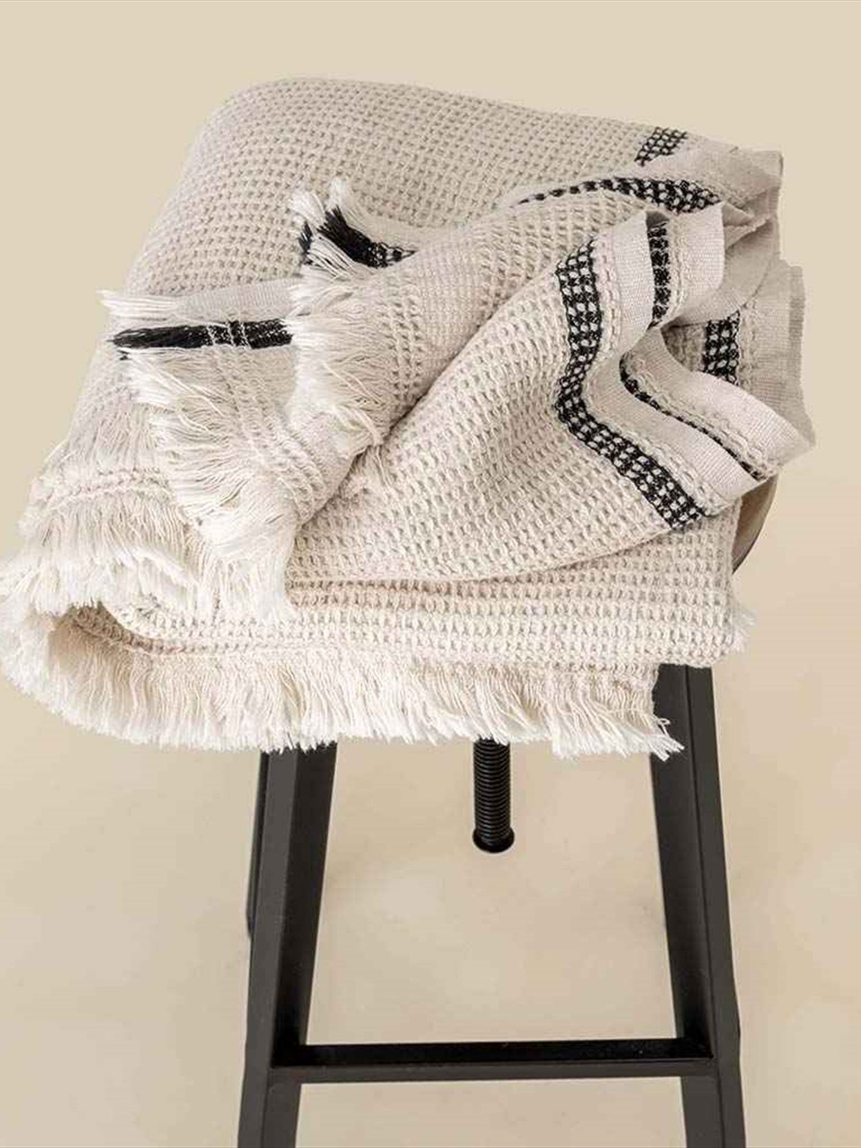 SP121 Spasso Honeycomb Striped Plaid Fouta Image 1