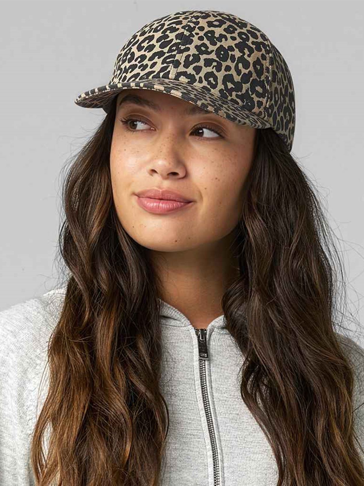 BB110 B110 Beechfield Leopard Print 6 Panel Cap Image 1