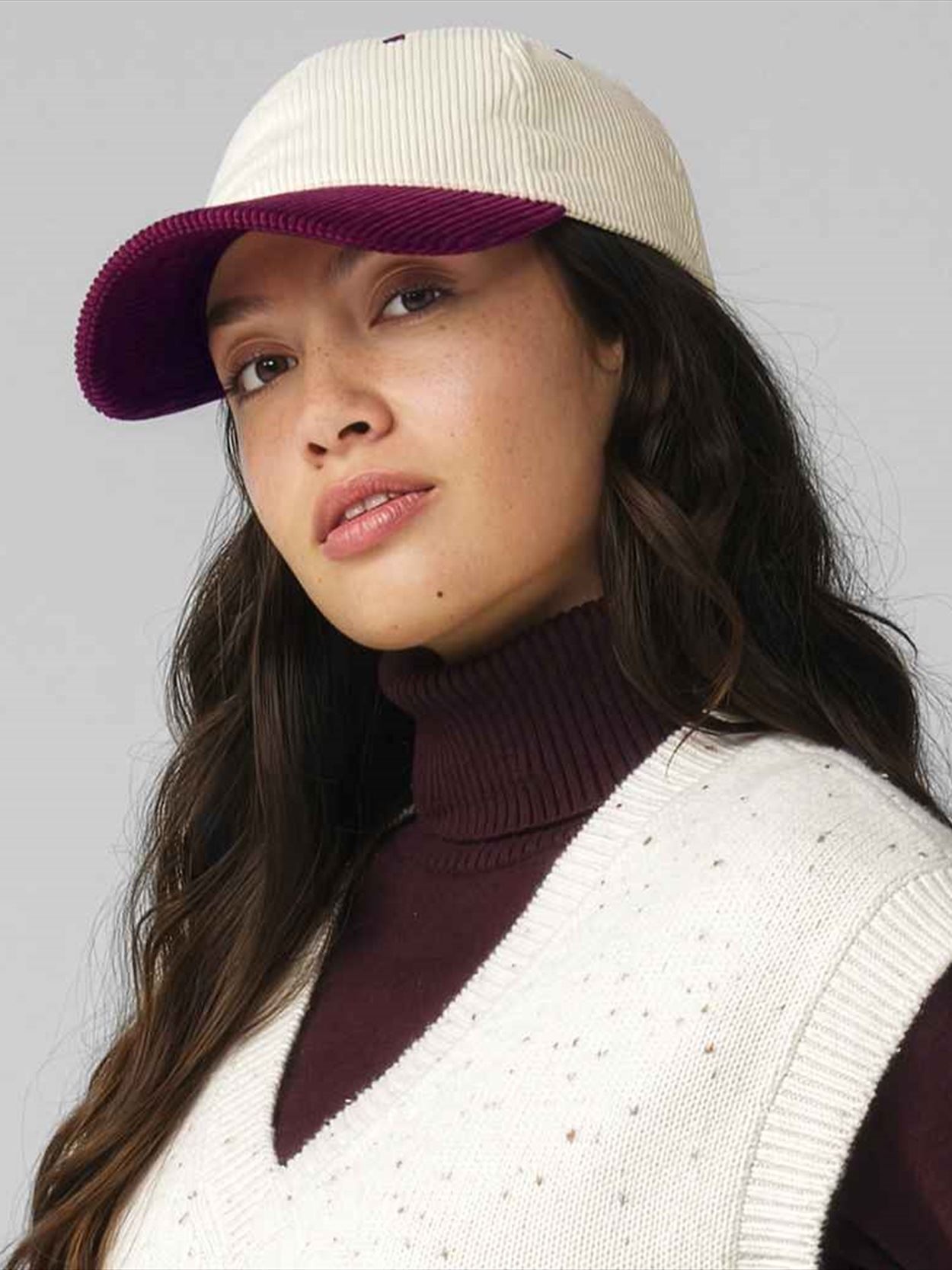 BB690 B690 Beechfield Contrast Peak Corduroy Cap Image 1