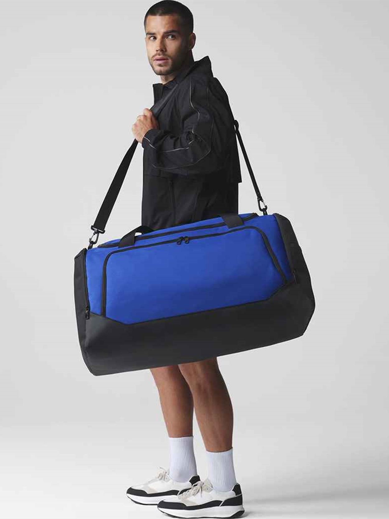 QS275 Quadra Pro Team Large Holdall Image 1