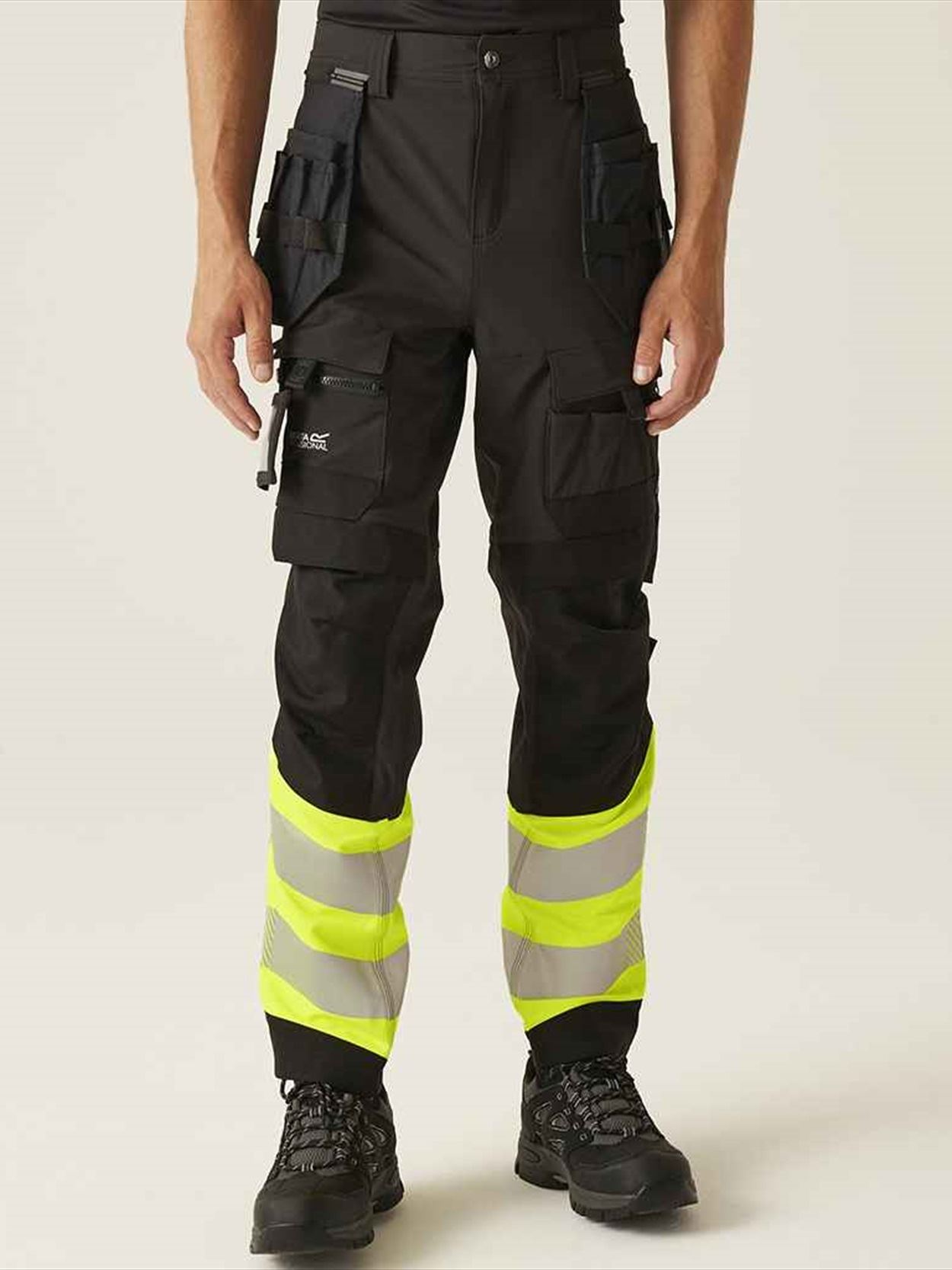 RG535 TRJ480 Regatta High Visibility X-Pro Stretch Holster Trousers Image 2