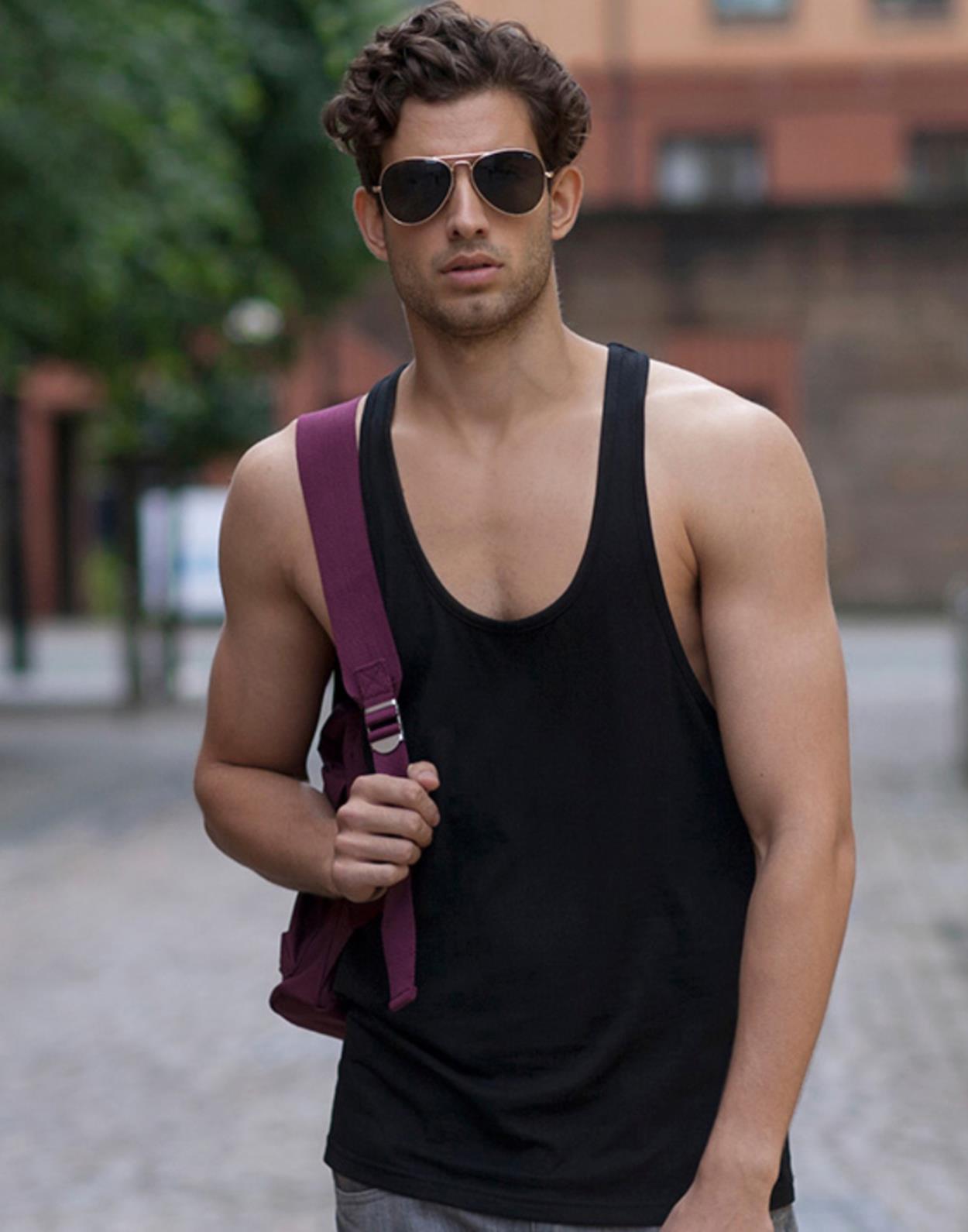 SF236 Skinni Fit Mens Muscle Vest Image 1